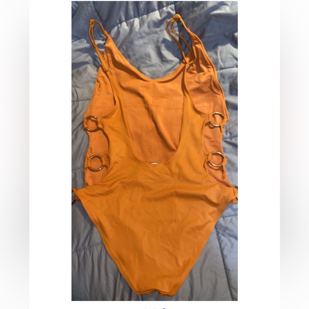 Aeries scoop back open side one piece bathing suit - Picture 5 of 6